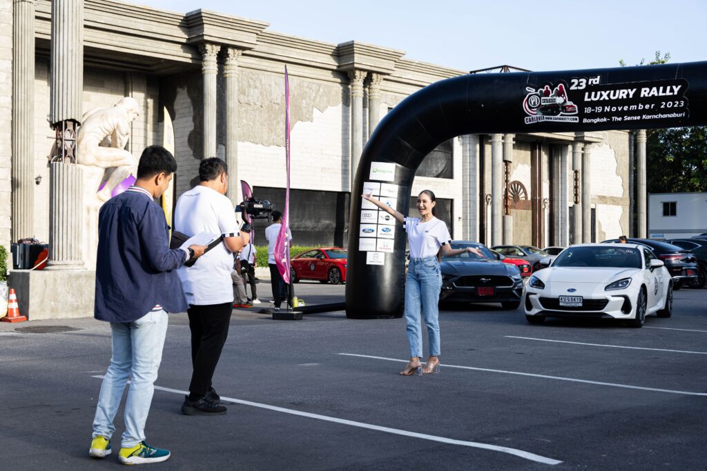 DAVIN CAFE luxury car event space Bangkok with spacious venue for premium automotive events, brand launches, corporate functions, and exclusive luxury gatherings in Bangkok